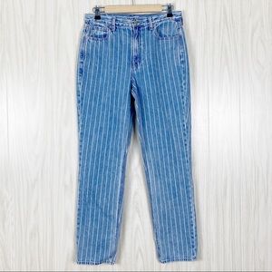 American Eagle | Blue / White Striped Mom Jeans Size 8 Long